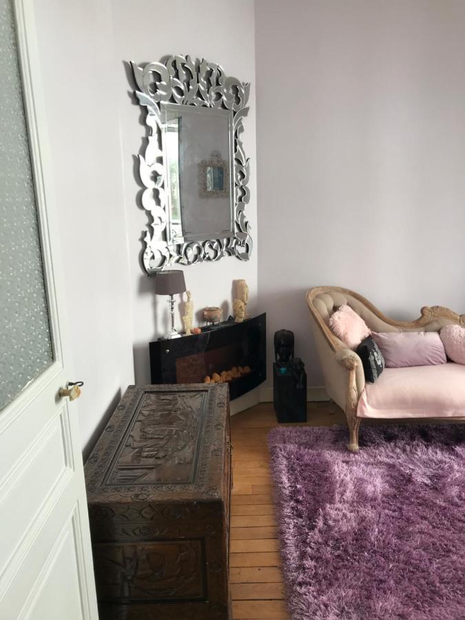 Appartamento Superbe Proche De La Butte Montmartre Parigi